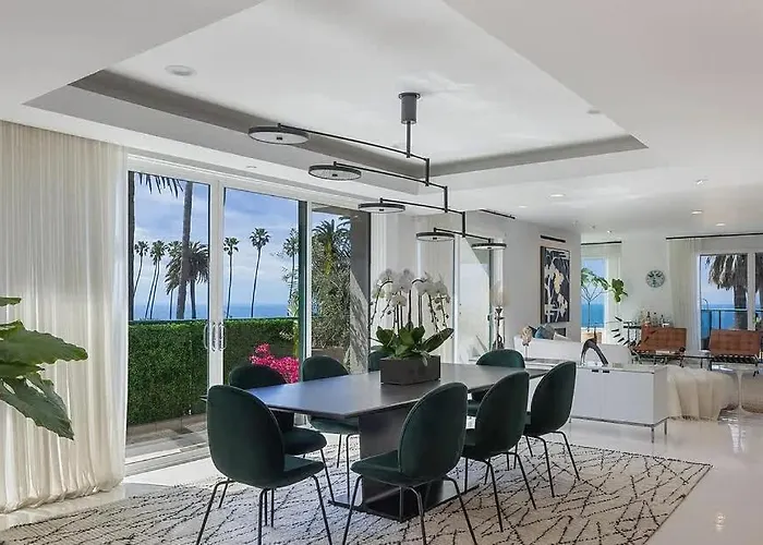 Three Bedrooms Ocean Avenue Luxury Apartment