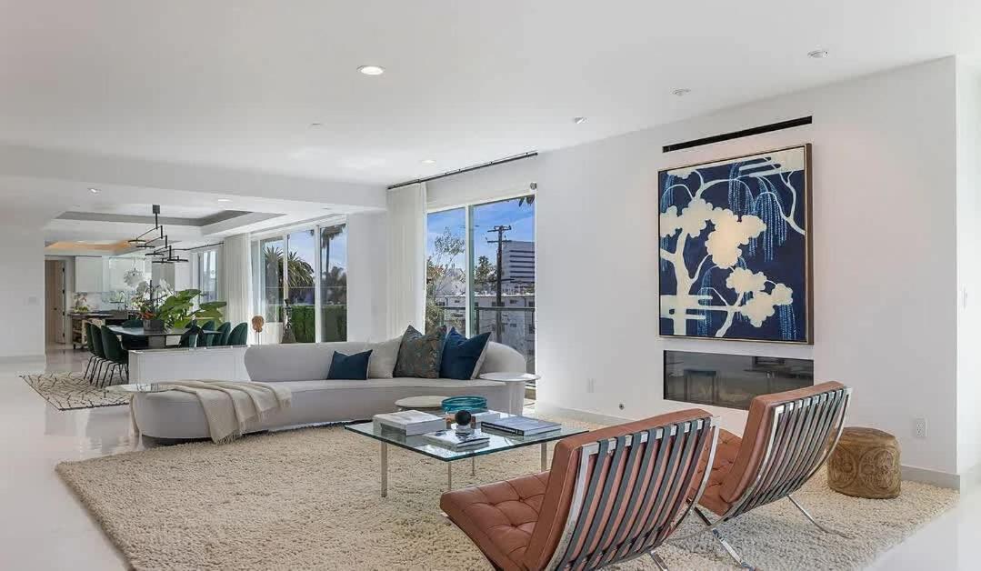 Three Bedrooms Ocean Avenue Luxury Apartamento